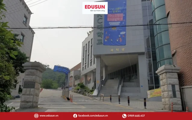 Khuôn viên Đại học Gangseo Hàn Quốc