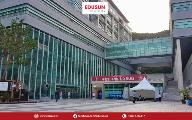khuôn viên đại học Joongbu Hàn Quốc