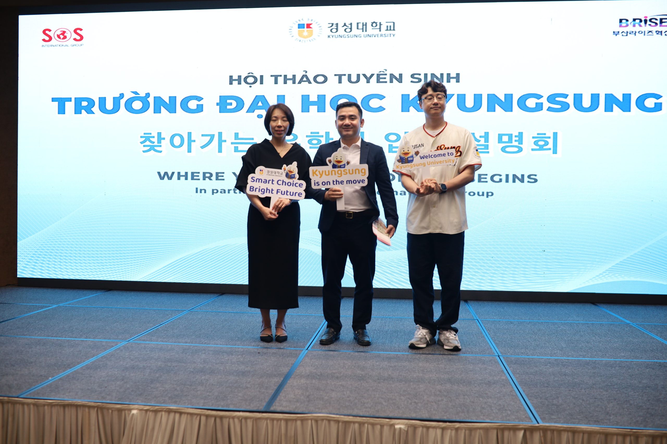 Hội thảo trường Kyungsung hệ thạc sĩ e-visa do EduSun tổ chức